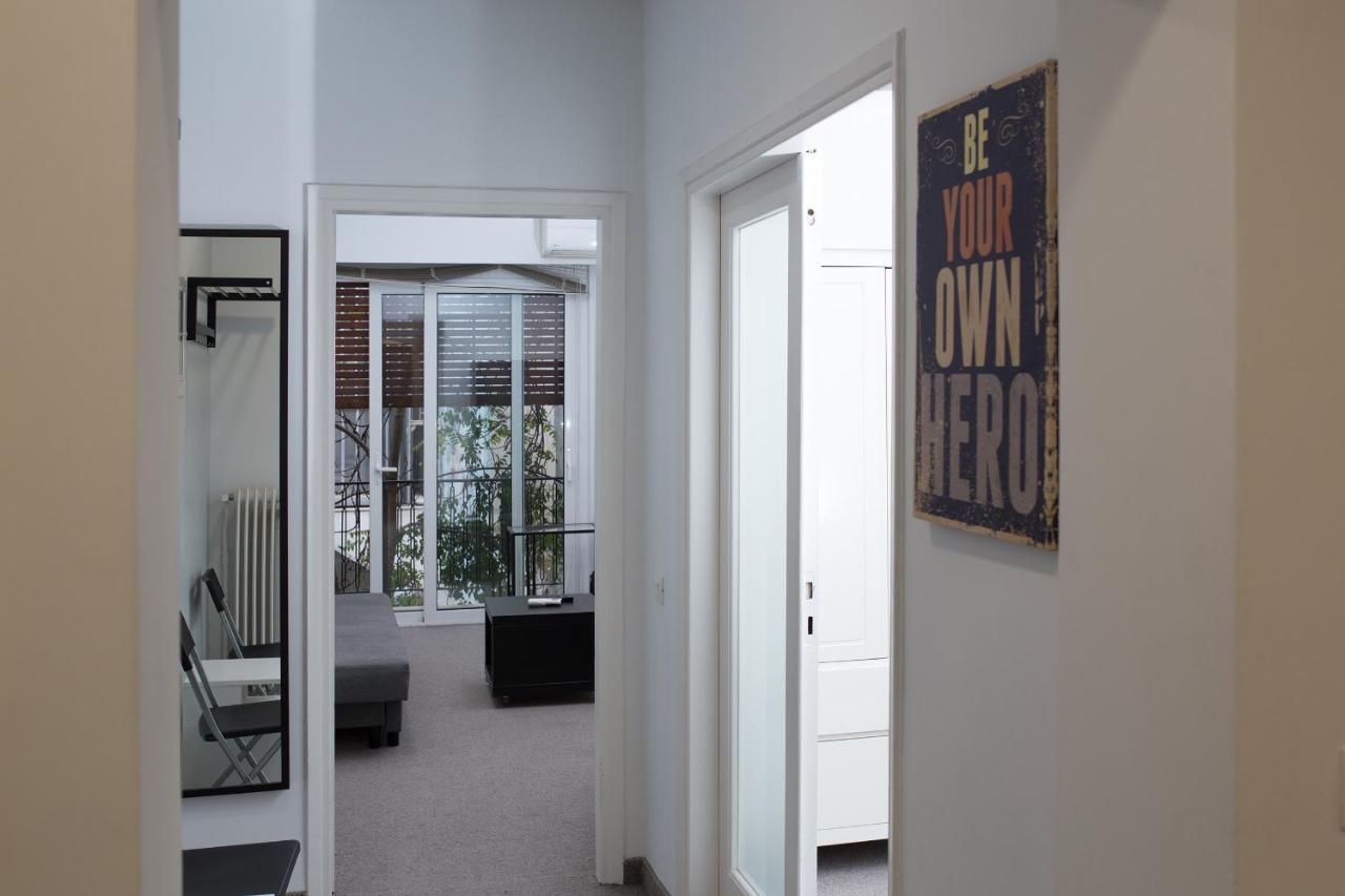 Dimitras Apartment เอเธนส์ ภายนอก รูปภาพ