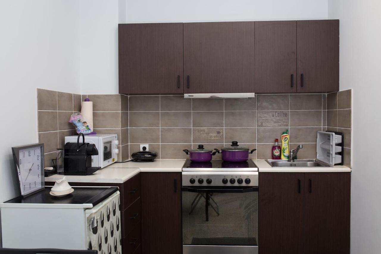 Dimitras Apartment เอเธนส์ ภายนอก รูปภาพ