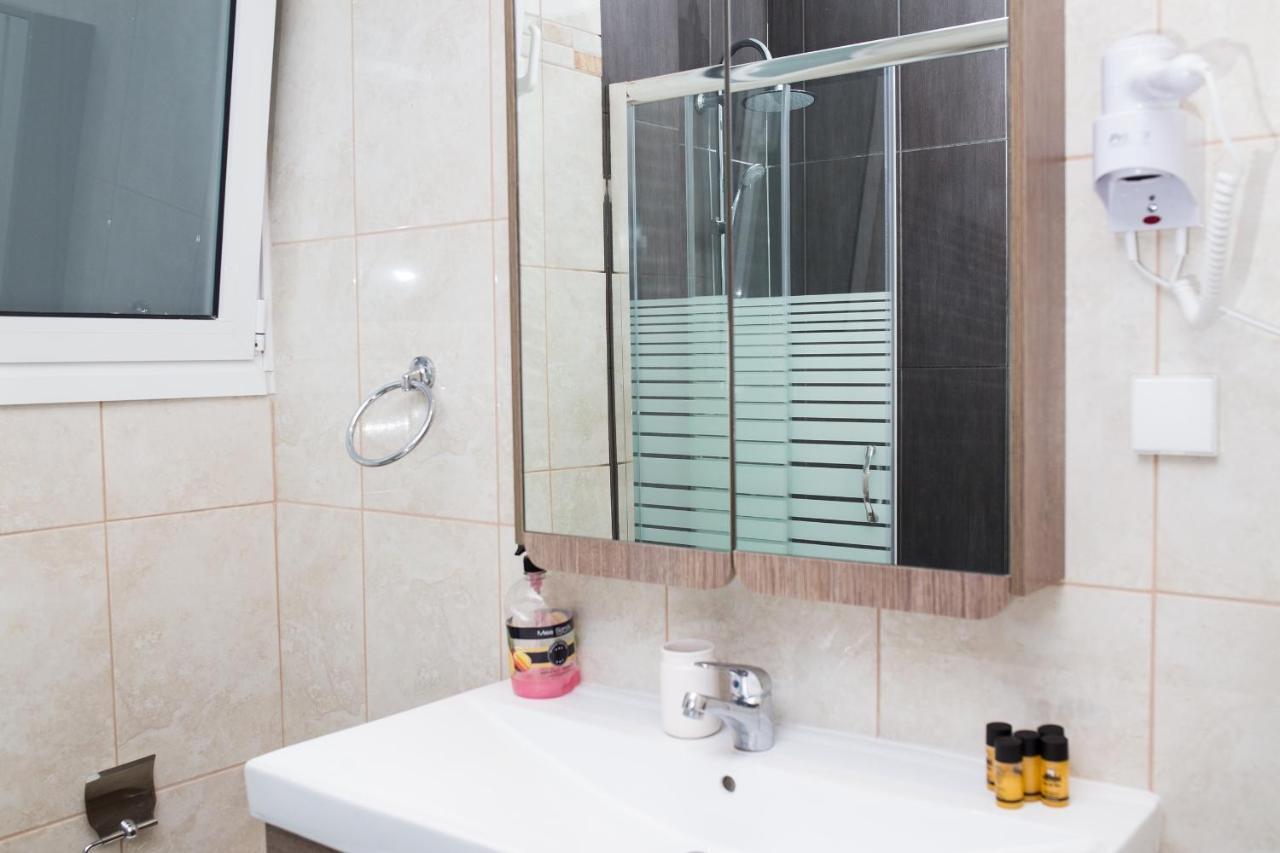 Dimitras Apartment เอเธนส์ ภายนอก รูปภาพ
